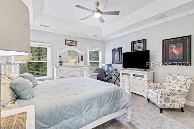 3 Claire Dr, Hilton Head Island, SC 29928