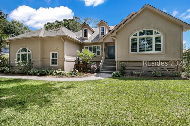 3 Claire Dr, Hilton Head Island, SC 29928