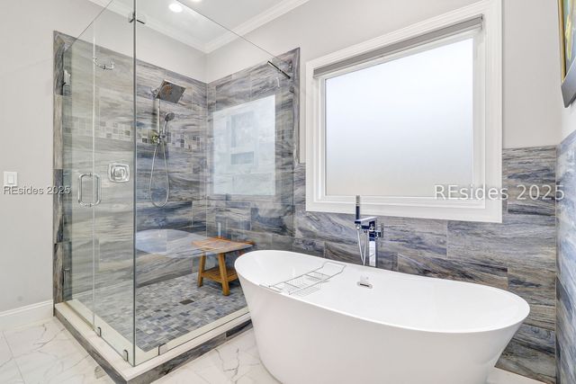 3 Claire Dr, Hilton Head Island, SC 29928