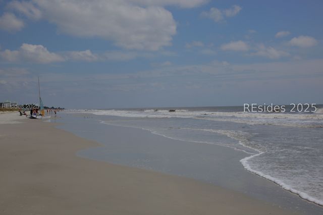 3 Claire Dr, Hilton Head Island, SC 29928