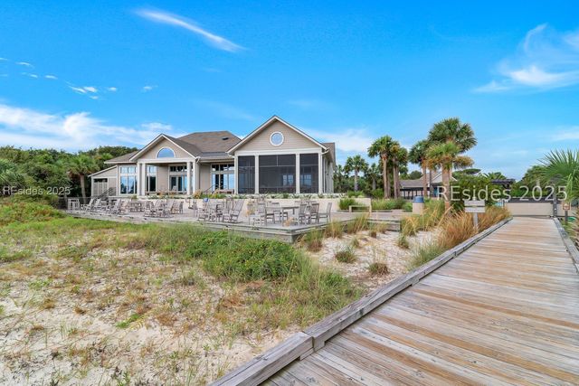 3 Claire Dr, Hilton Head Island, SC 29928
