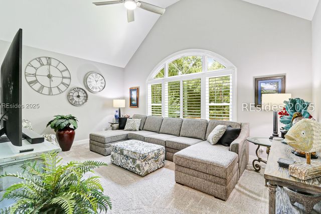 3 Claire Dr, Hilton Head Island, SC 29928