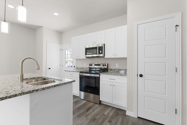 403 N Hansbarger Street, Everman, TX 76140