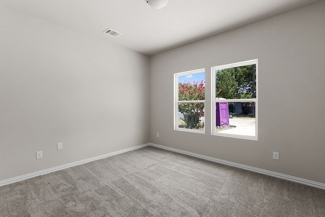 403 N Hansbarger Street, Everman, TX 76140