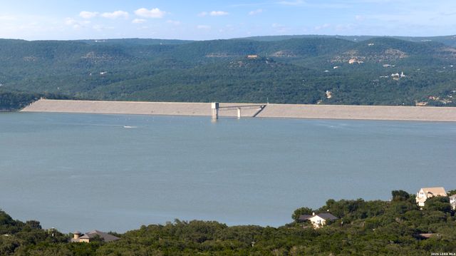 4669 Fm 2673, Canyon Lake, TX 78133
