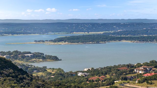 4669 Fm 2673, Canyon Lake, TX 78133