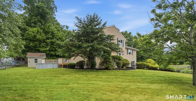 85 Geraldine Drive, Naugatuck, CT 06770