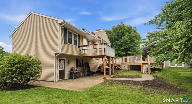 85 Geraldine Drive, Naugatuck, CT 06770