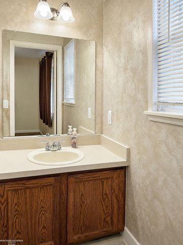 30607 Hidden Pines Lane, Roseville, MI 48066