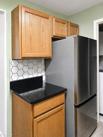 30607 Hidden Pines Lane, Roseville, MI 48066