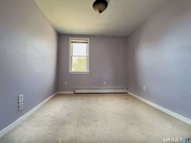 14-16 Crown Street, Plainville, CT 06062