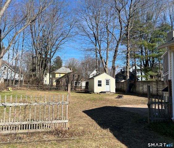 14-16 Crown Street, Plainville, CT 06062