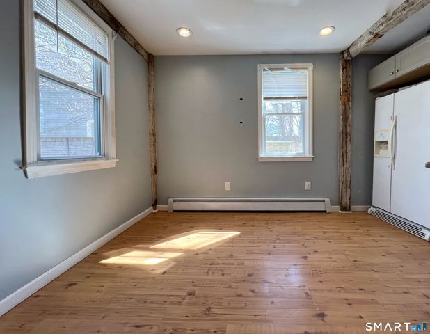 14-16 Crown Street, Plainville, CT 06062