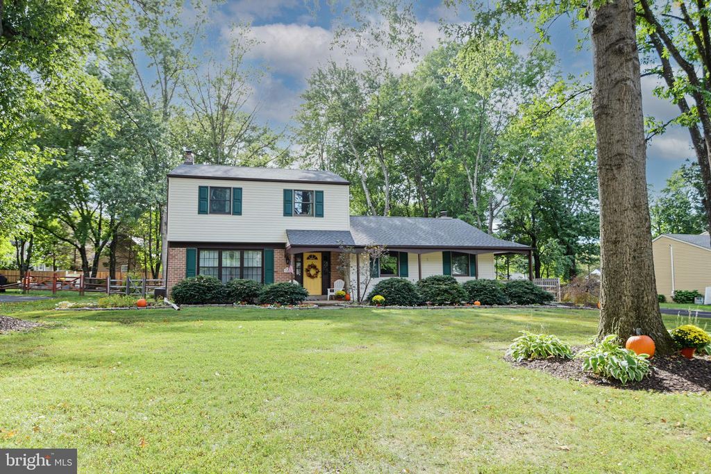 108 GERTRUDE DR, Chalfont, PA 18914 — photo 4