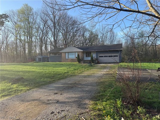 8466 Whipporwill Road, Ravenna, OH 44266