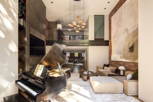 80 W WASHINGTON Place, New York City, NY 10011