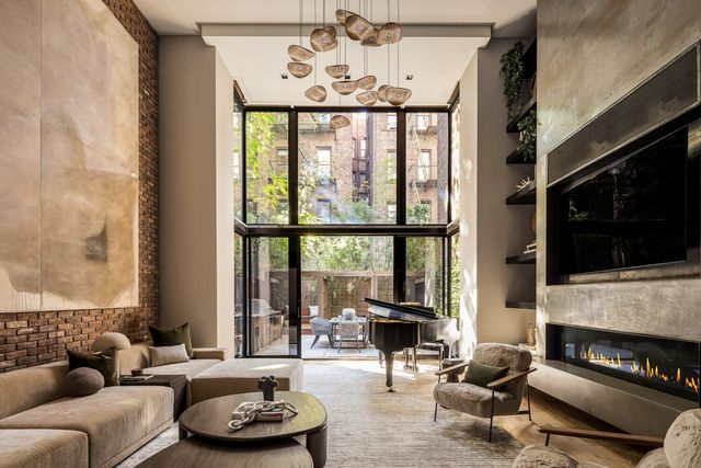 80 W WASHINGTON Place, New York City, NY 10011