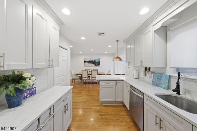 122 Kipling Ave, Springfield Twp., NJ 07081