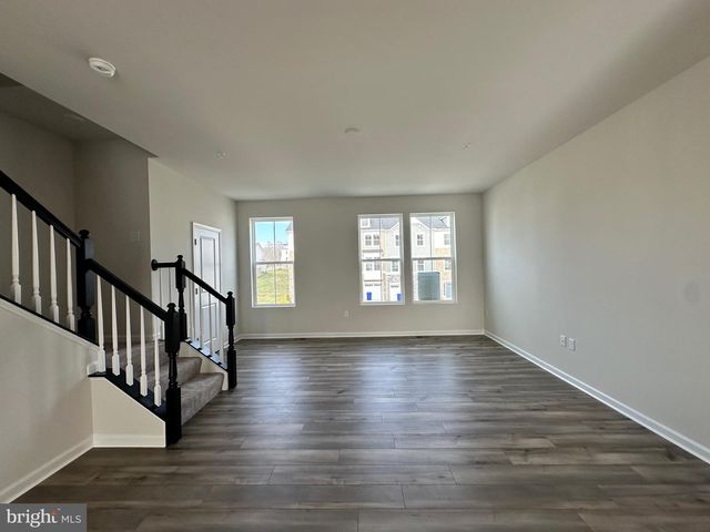 10993 BARNARD PL, White Plains, MD 20695