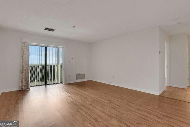 300 Johnson Ferry Road NE B1002, Sandy Springs, GA 30328