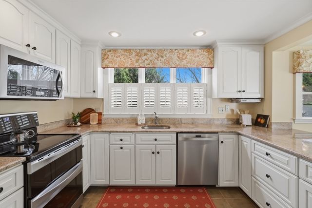 98 Farnham Street, Belmont, MA 02478