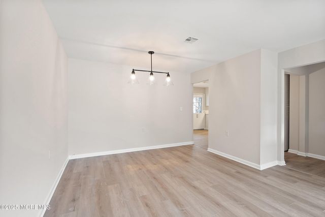 1087B Argyll Circle, Lakewood, NJ 08701