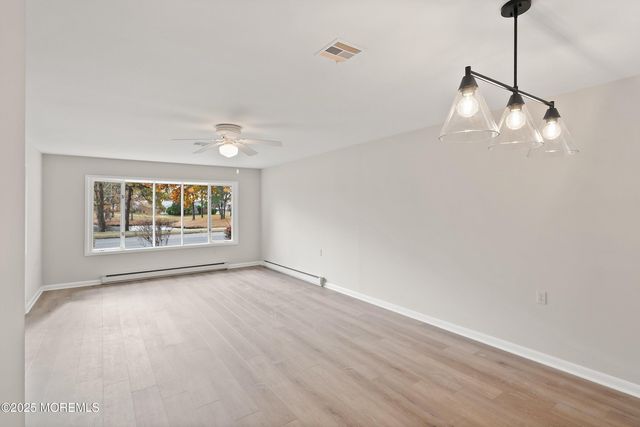 1087B Argyll Circle, Lakewood, NJ 08701