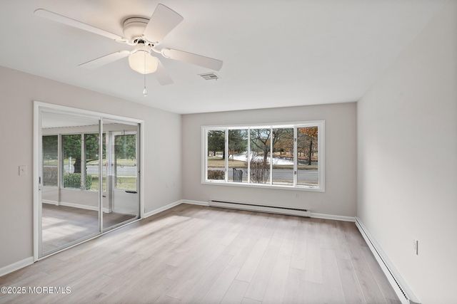 1087B Argyll Circle, Lakewood, NJ 08701