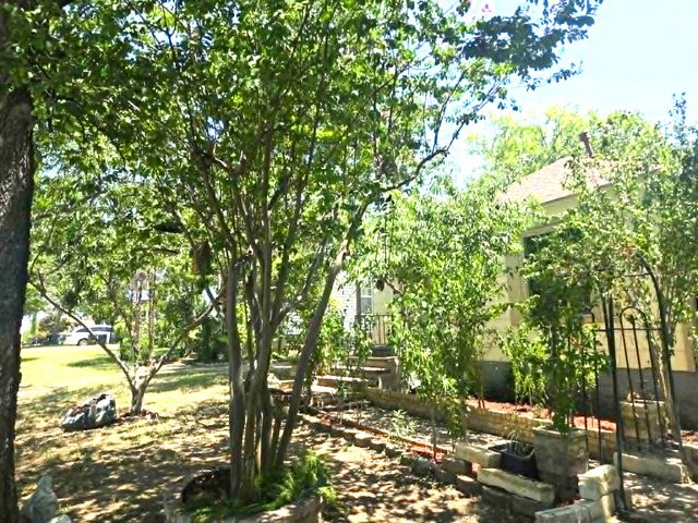 3528 Panola Avenue, Fort Worth, TX 76103