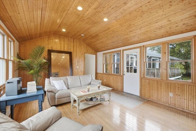 33 Edgar Rd, Scituate, MA 02066