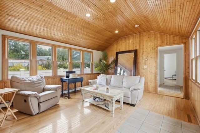 33 Edgar Rd, Scituate, MA 02066