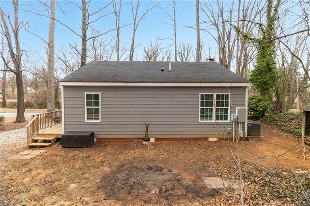 702 E Farriss Avenue, High Point, NC 27262