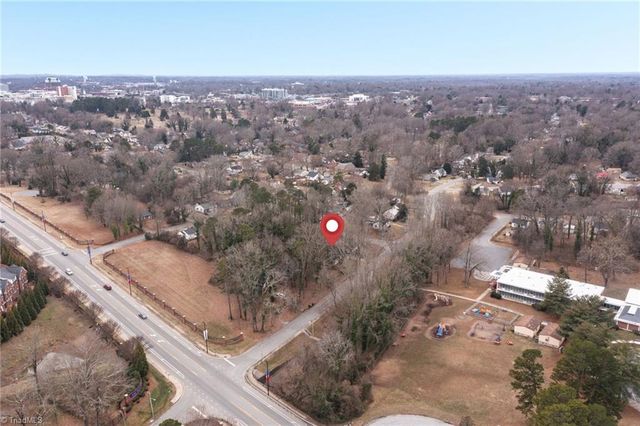 702 E Farriss Avenue, High Point, NC 27262