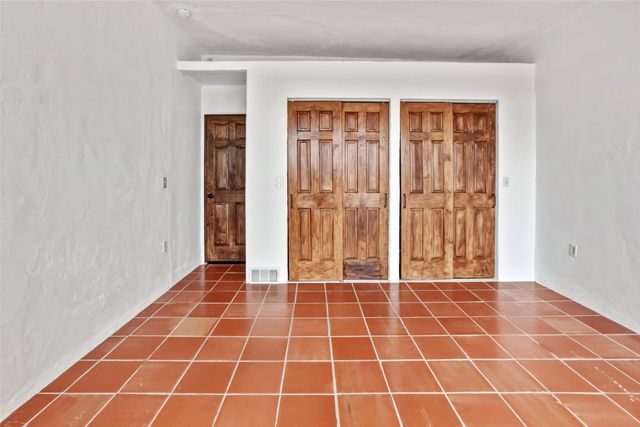 100 Rancho Alegre, Santa Fe, NM 87508