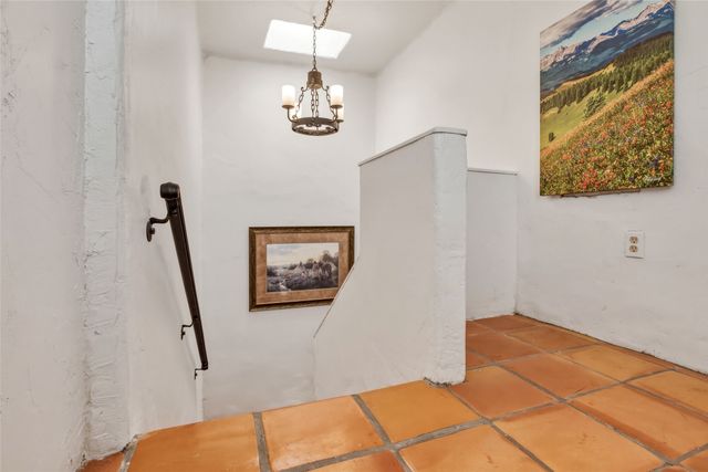 100 Rancho Alegre, Santa Fe, NM 87508