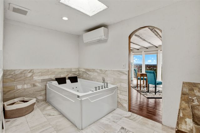 100 Rancho Alegre, Santa Fe, NM 87508