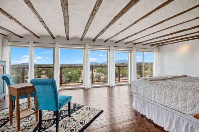 100 Rancho Alegre, Santa Fe, NM 87508