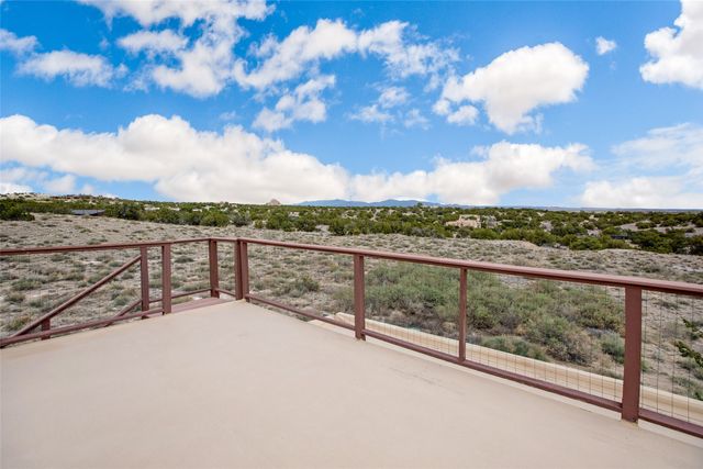 100 Rancho Alegre, Santa Fe, NM 87508