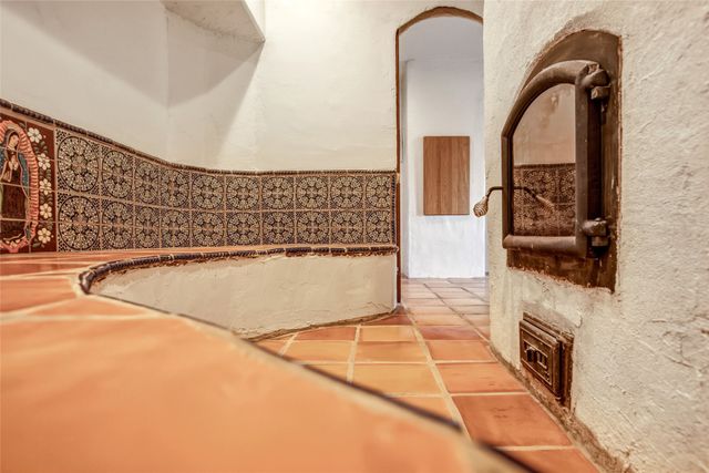 100 Rancho Alegre, Santa Fe, NM 87508