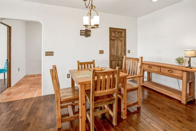100 Rancho Alegre, Santa Fe, NM 87508
