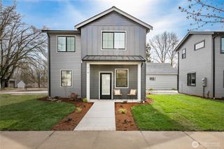 214 E Grover Street, Lynden, WA 98264