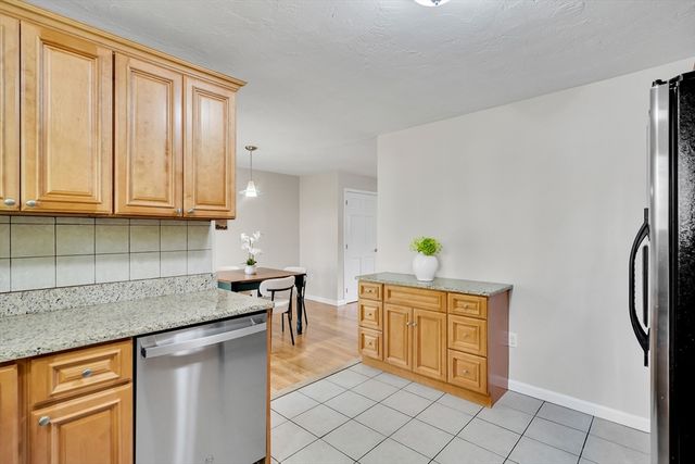 11 Beth Cir 11, Acton, MA 01720