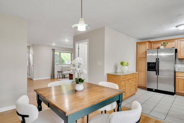 11 Beth Cir 11, Acton, MA 01720