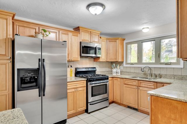 11 Beth Cir 11, Acton, MA 01720
