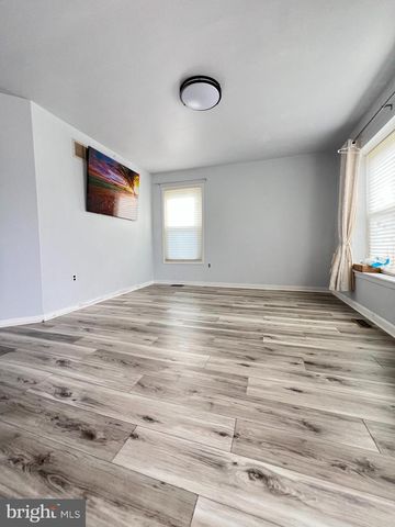 3701 PRESIDENT ST, Philadelphia, PA 19114