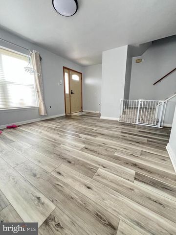 3701 PRESIDENT ST, Philadelphia, PA 19114