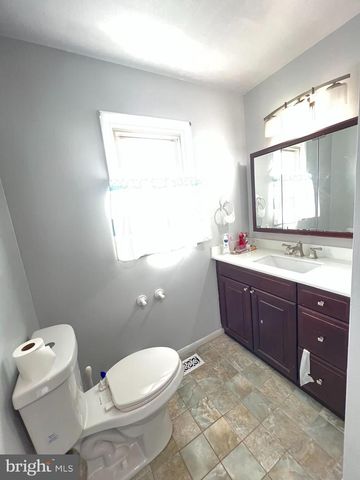 3701 PRESIDENT ST, Philadelphia, PA 19114