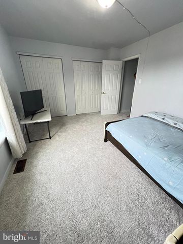 3701 PRESIDENT ST, Philadelphia, PA 19114