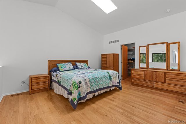 4616 Cass Elizabeth Road, Waterford Charter Township, MI 48328