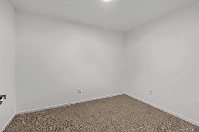 4616 Cass Elizabeth Road, Waterford Charter Township, MI 48328